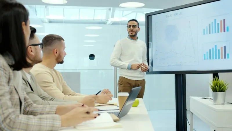 Presentación de resultados de ventas al equipo